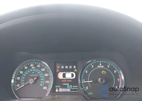 2015 Jaguar Xf 2.0T Premium z USA, uszkodzony, nr VIN SAJWA0FS0FPU64374